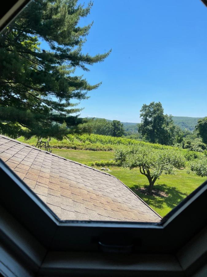 Country Lake House Nestled Between Vineyards Warren Εξωτερικό φωτογραφία