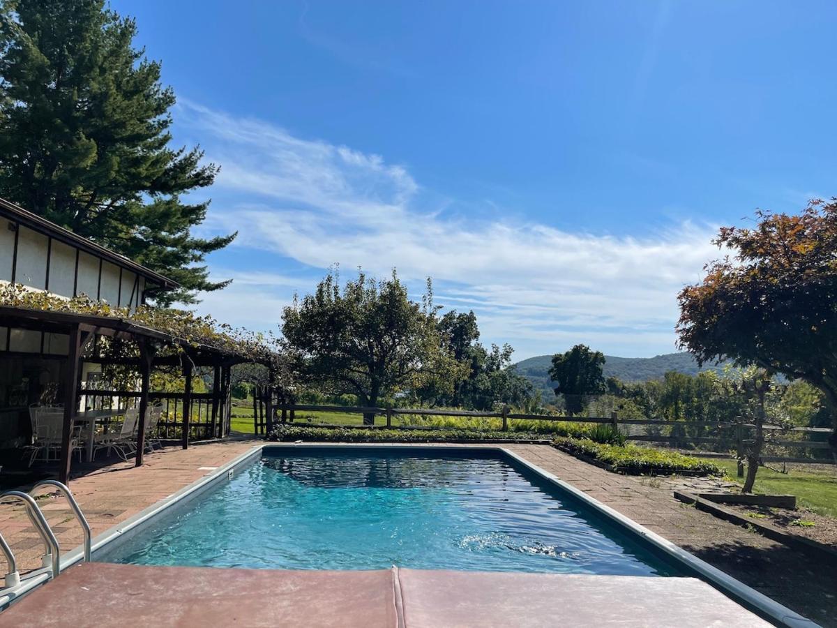 Country Lake House Nestled Between Vineyards Warren Εξωτερικό φωτογραφία